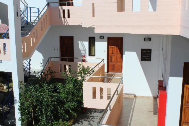 Thodorou apartmanház Kréta nyugat