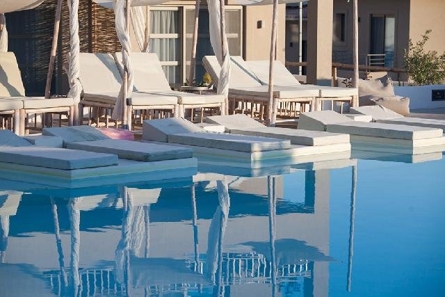 Lefkada-sziget utazás Crystal Waters Hotel 