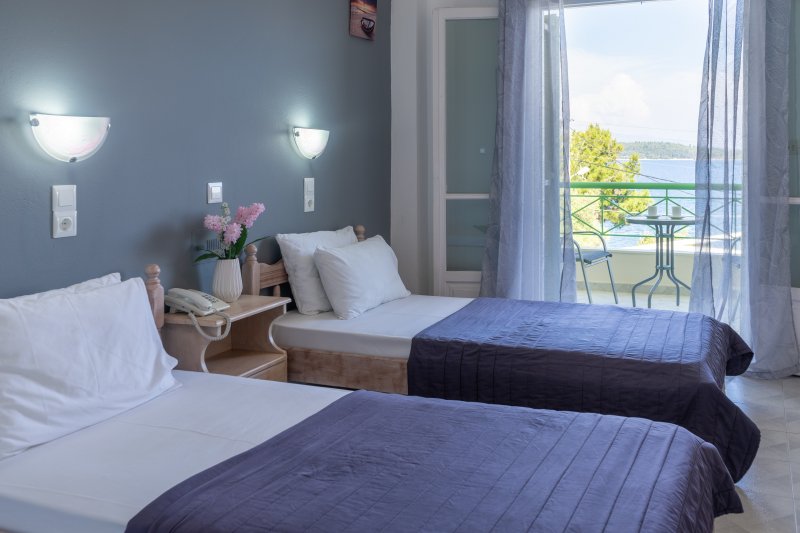 Lefkada-sziget utazás Hotel Tropicana Inn