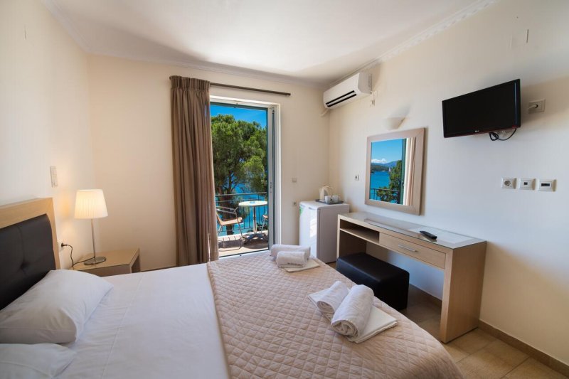 Lefkada-sziget utazás Marina Pension Hotel 