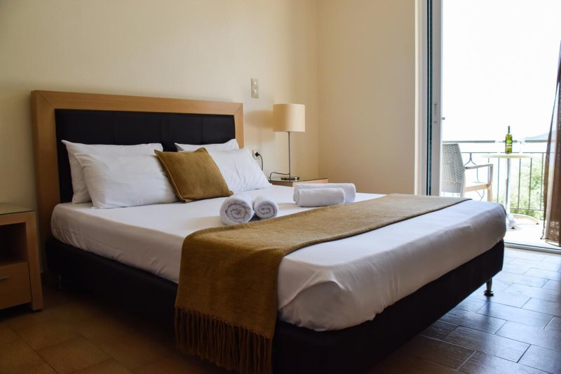 Lefkada-sziget utazás Marina Pension Hotel 