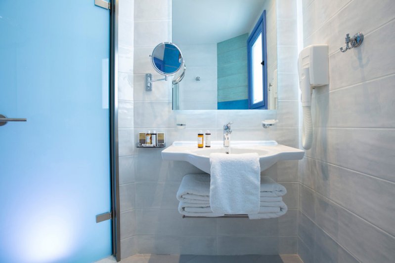 Lefkada-sziget utazás Porto Galini Seaside Resort & Spa