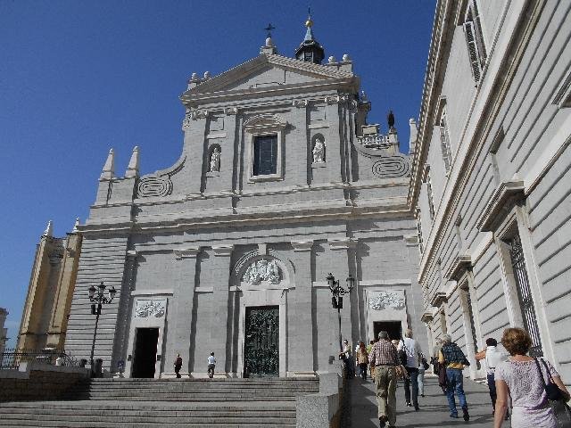 Madrid utazás Madridi séták