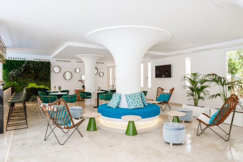 Mallorca Paguera utazás Hotel Tora