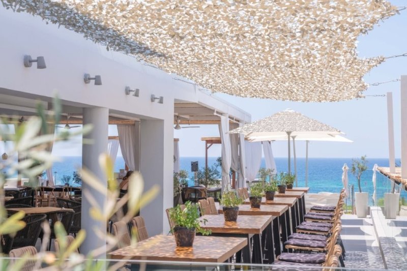 Ciprusi körút utazás Napa Mermaid Hotel & Suites