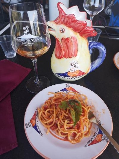 Nápoly utazás A Nápolyi-öböl Kincsei