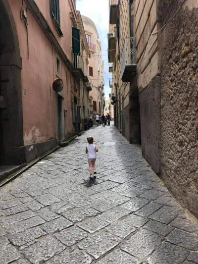 Nápoly utazás A Nápolyi-öböl Kincsei