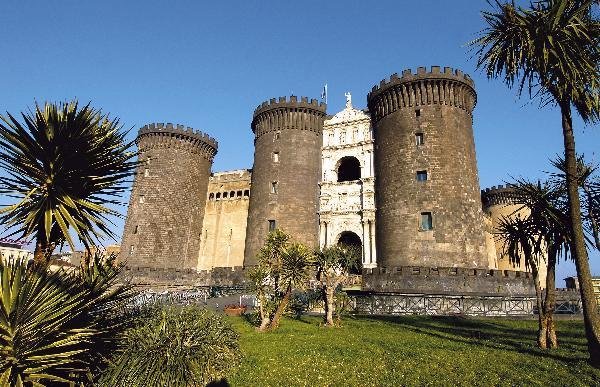 Nápoly utazás A Nápolyi-öböl Kincsei