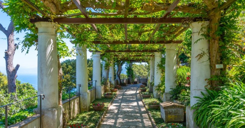 Nápoly utazás Literatúra Nápoly