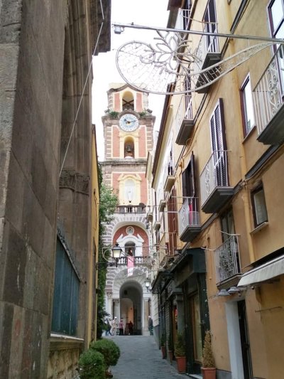 Nápoly utazás Literatúra Nápoly