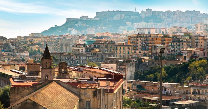 Nápoly utazás Literatúra Nápoly