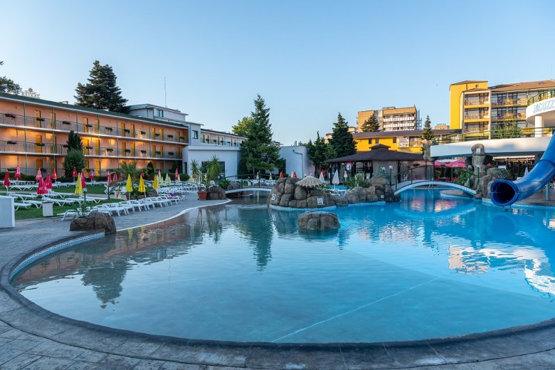 Napospart utazás Hotel Trakia Plaza & Apartman
