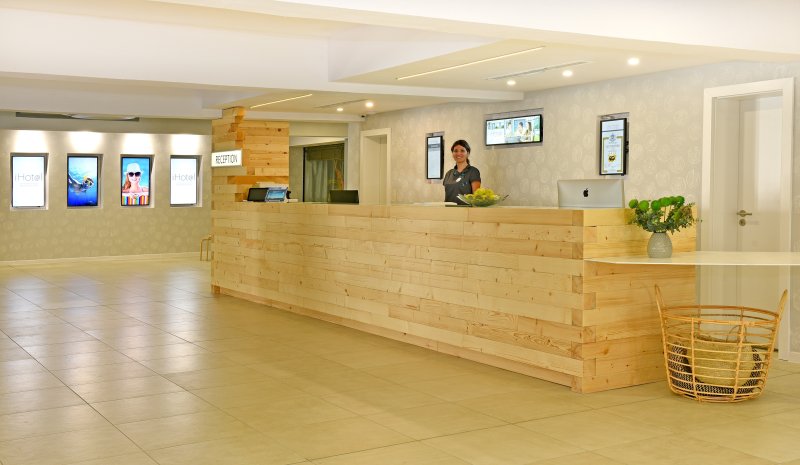 Napospart utazás IHotel 