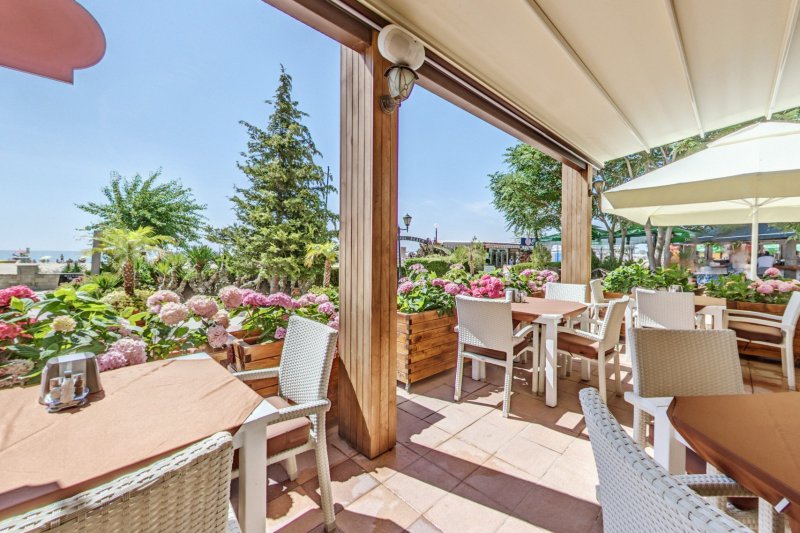 Sentido Bellevue Napospart