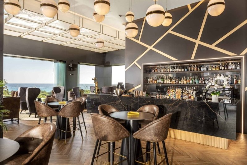 Ciprus utazás Nissiblu Beach Resort