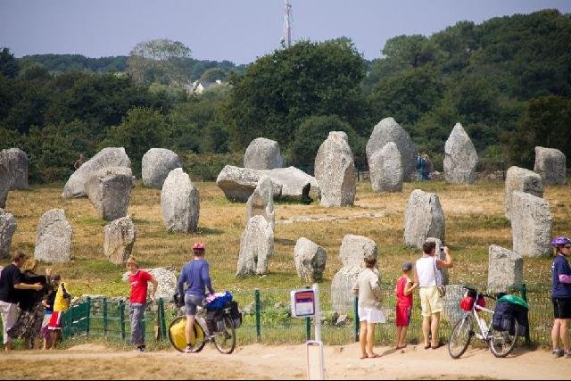 Normandia-Bretagne repülővel, Párizsi Városnézéssel