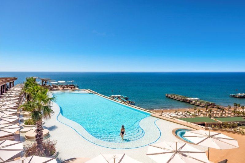 Belek utazás Regnum The Crown