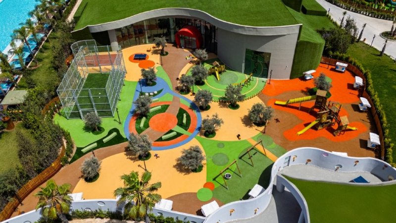 Belek utazás Regnum The Crown