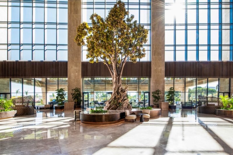 Belek utazás Regnum The Crown