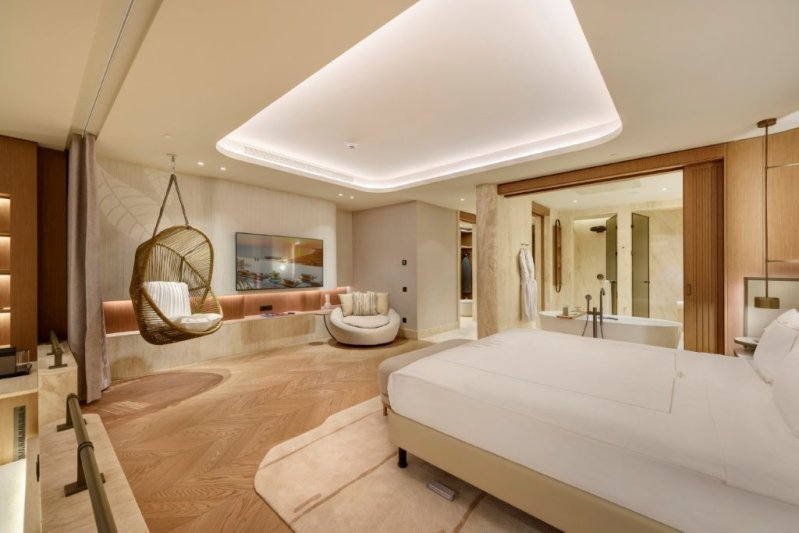 Belek utazás Regnum The Crown