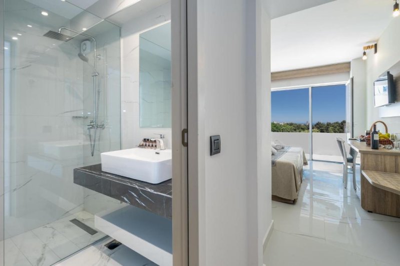 Hotel Castellum Suites Rodosz