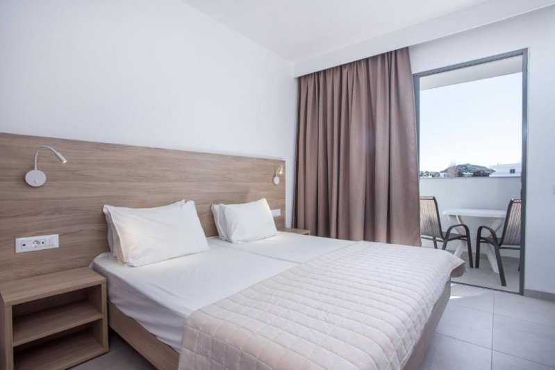 Rodosz utazás Hotel Stamos Plus 