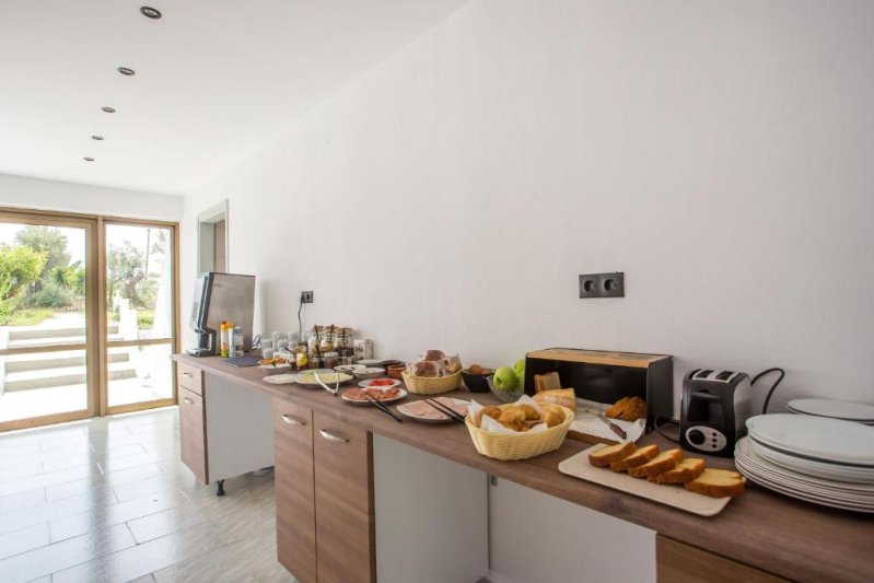 Rodosz utazás Nikos BNB Aparthotel RE