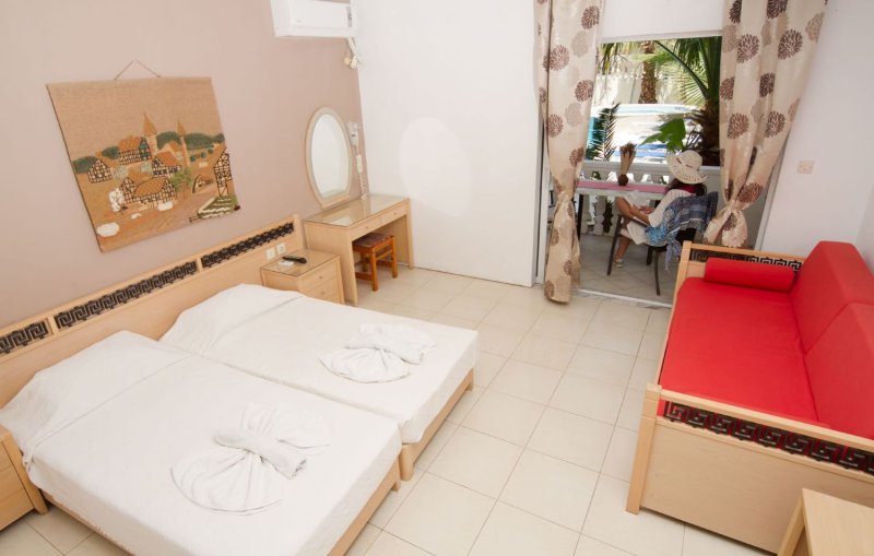 Rodosz utazás White Palace Apartmanház