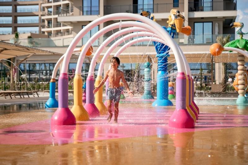 Seaden De Mar Resort & Spa Side