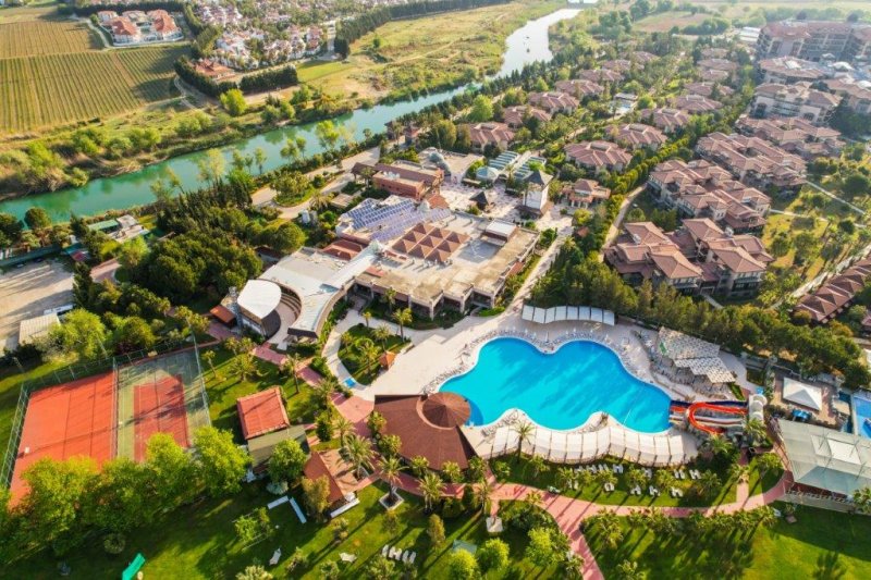 Club Felicia Village Side