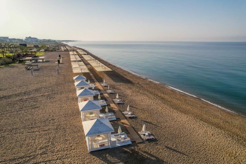 Club Felicia Village Side