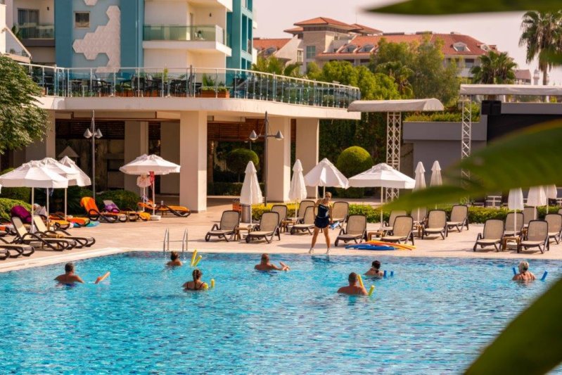 Side utazás Commodore Elite Suite Hotel