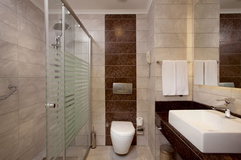 Diamond Elite Hotel16+ Side