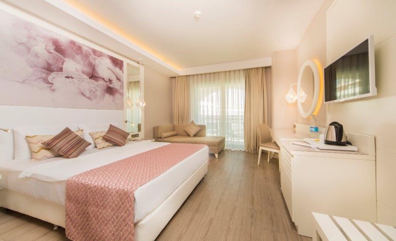 Side utazás Diamond Premium Hotel