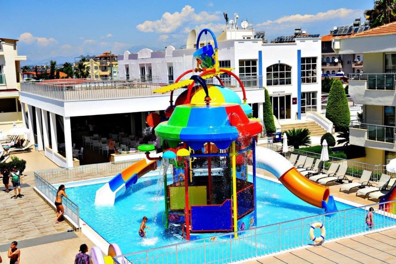 Dream Family Club Hotel Side