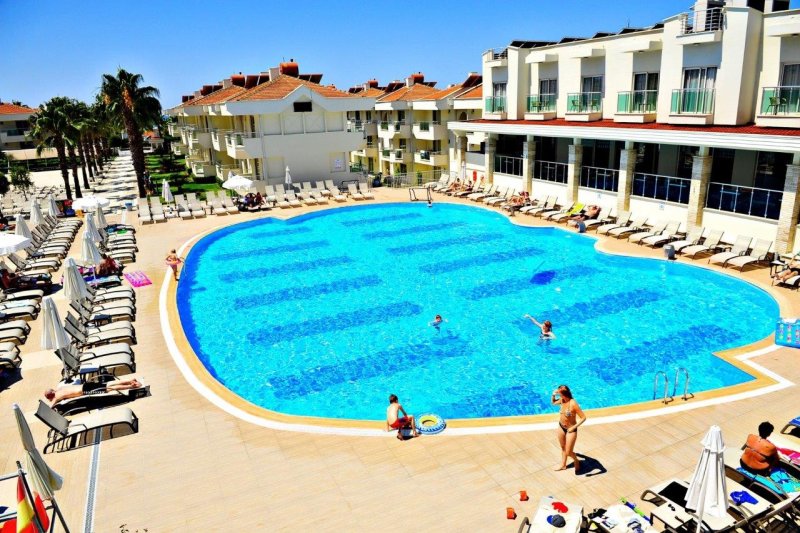 Dream Family Club Hotel Side