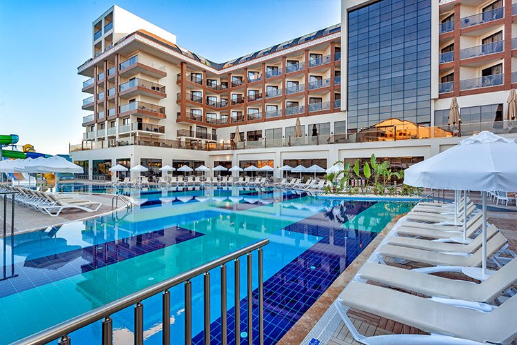 Glamour Resort & Spa Side
