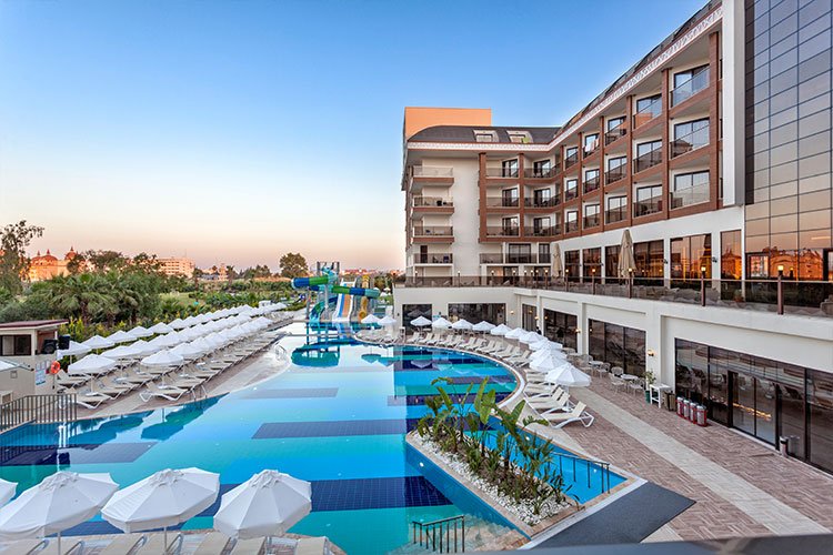 Glamour Resort & Spa Side