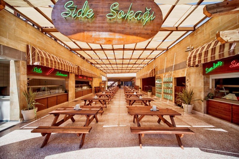 Hotel Sueno Beach Side Side
