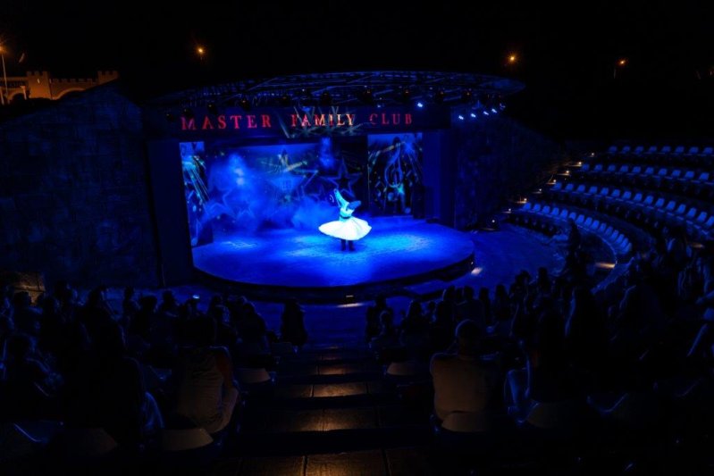 Side utazás Master Family Club