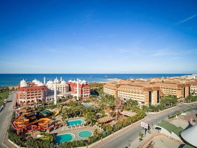 Side utazás Royal Dragon Hotel