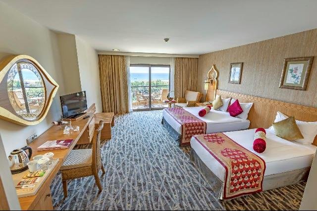 Side utazás Royal Dragon Hotel