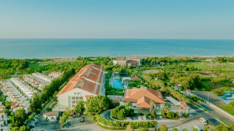 Süral Resort Side