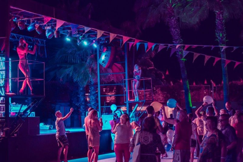 Süral Resort Side