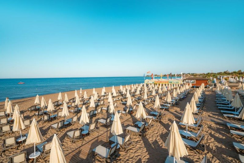 Vox Maris Resort Side