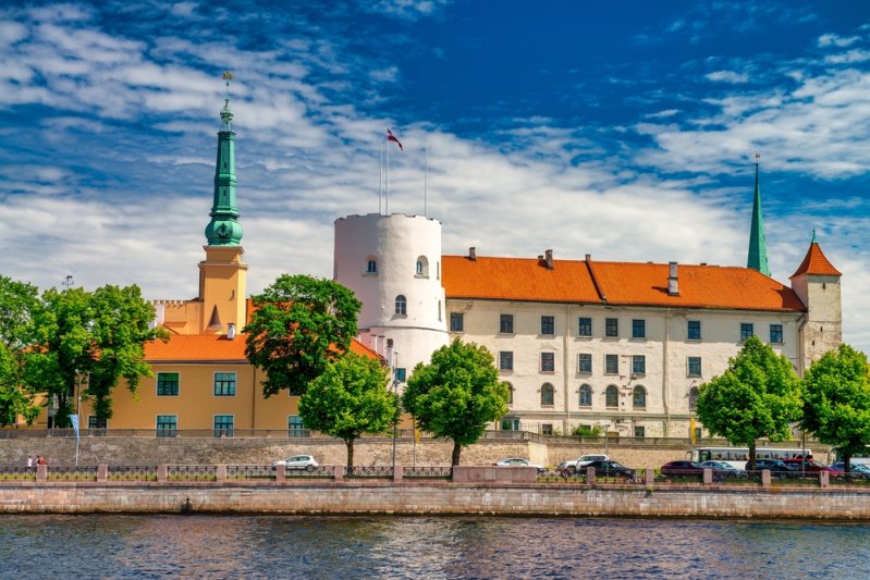 Stockholm és Egy Falatnyi Baltikum