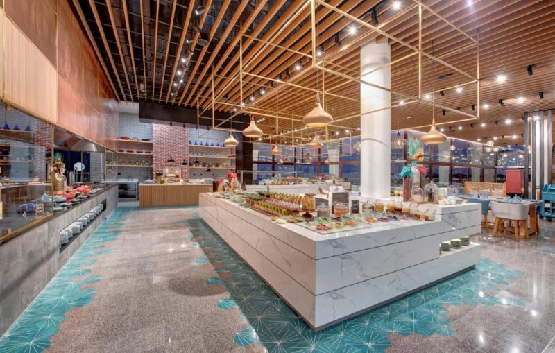 Szalála utazás Crowne Plaza Resort Salalah 