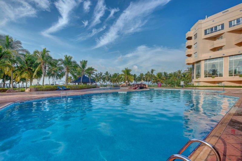 Szalála utazás Crowne Plaza Resort Salalah 