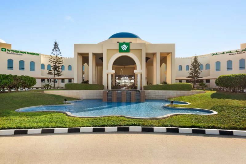 Szalála utazás Wyndham Garden Salalah