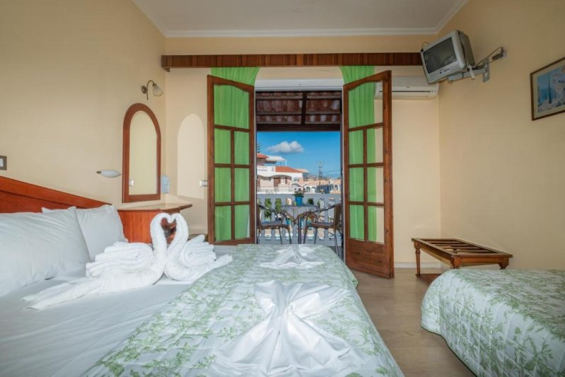 Zakynthos utazás Anadiomeni Stúdiók